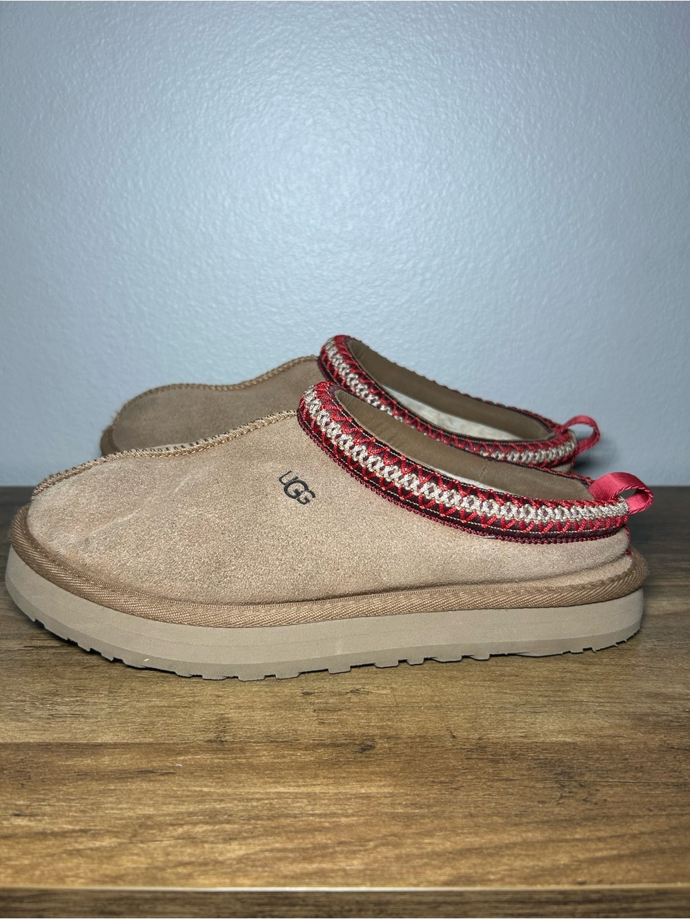 UGG kids Slip-On Suede Clog in Chestnut with Red Trim